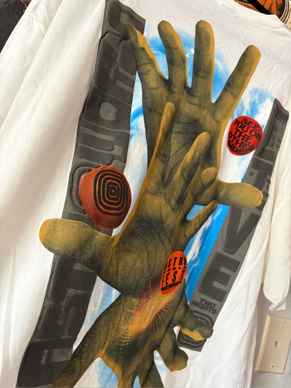 TRAVIS SCOTT Astroworld Festival 2021 UTOPIA HANDS T Shirt 2xL RARE Cactus Jack